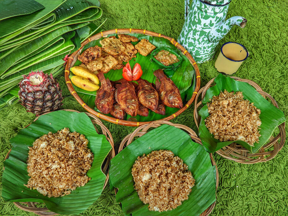 Fresh And Organic Sundanese Food